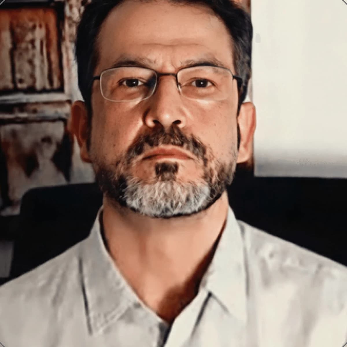 محسن بنائی